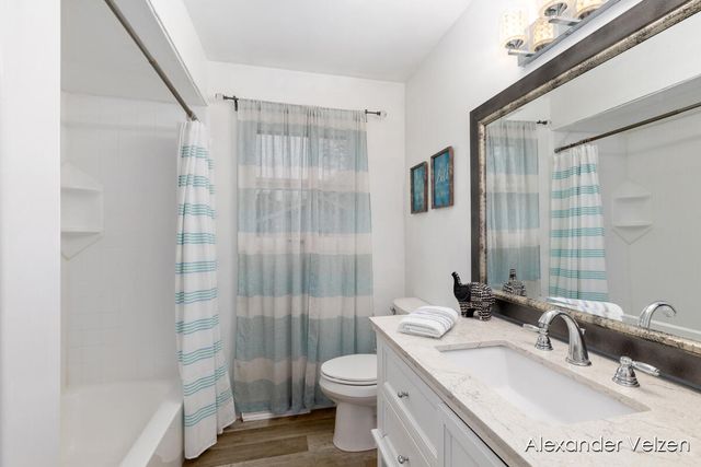 1532 Andover Street, Wyoming, MI 49509