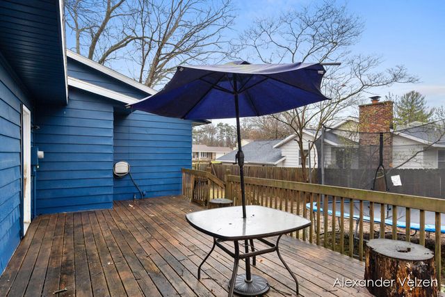 1532 Andover Street, Wyoming, MI 49509