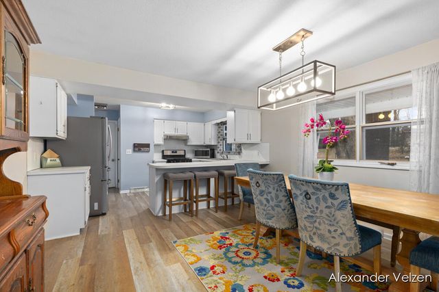 1532 Andover Street, Wyoming, MI 49509