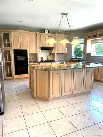 2480 S Baldwin Road, Orion Charter Township, MI 48360