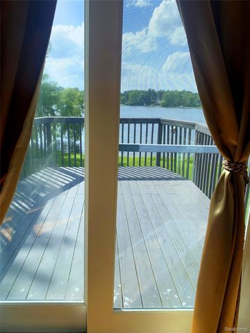 2480 S Baldwin Road, Orion Charter Township, MI 48360