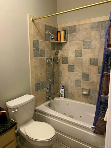 2480 S Baldwin Road, Orion Charter Township, MI 48360