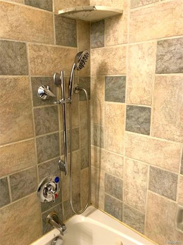 2480 S Baldwin Road, Orion Charter Township, MI 48360