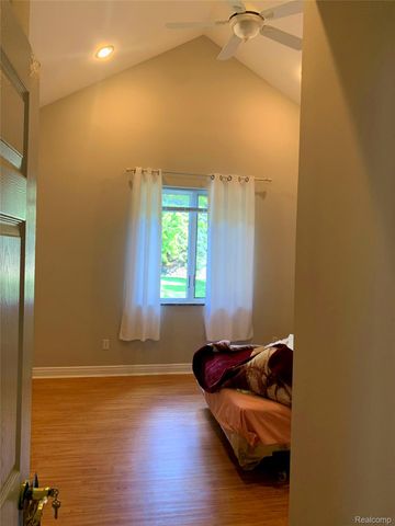 2480 S Baldwin Road, Orion Charter Township, MI 48360