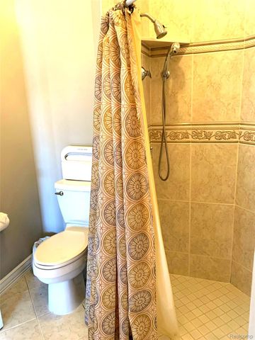 2480 S Baldwin Road, Orion Charter Township, MI 48360
