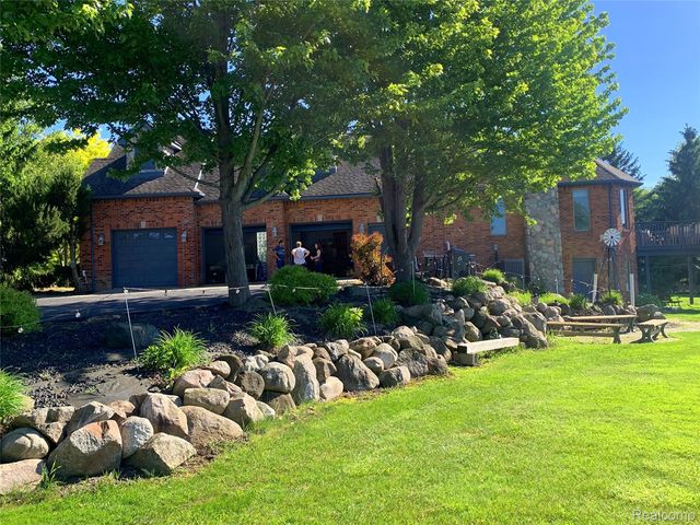 2480 S Baldwin Road, Orion Charter Township, MI 48360