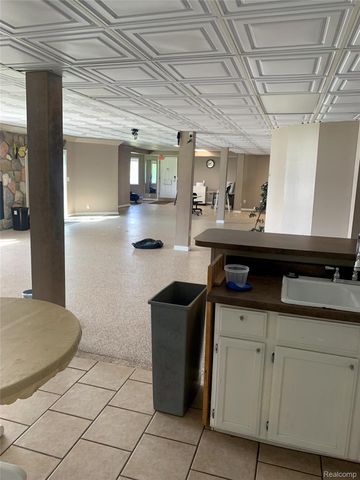 2480 S Baldwin Road, Orion Charter Township, MI 48360
