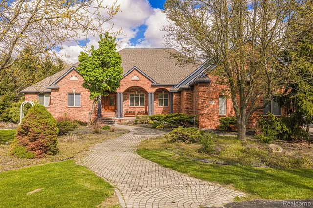 2480 S Baldwin Road, Orion Charter Township, MI 48360