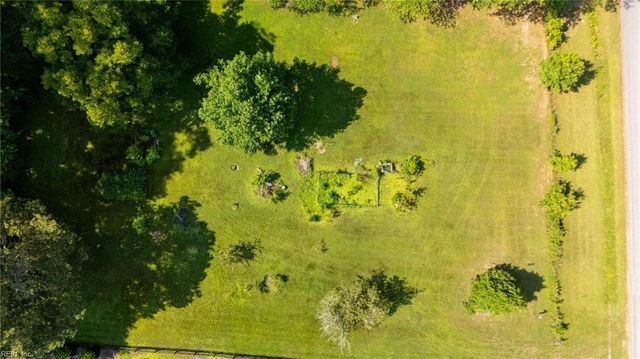 4868 Gardner LN, Suffolk, VA 23434