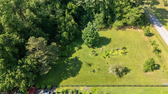 4868 Gardner LN, Suffolk, VA 23434