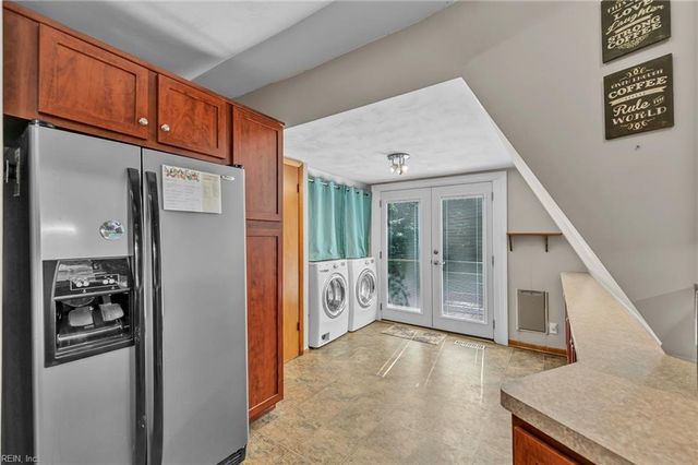 4868 Gardner LN, Suffolk, VA 23434
