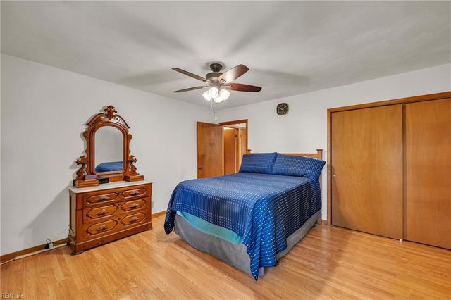 4868 Gardner LN, Suffolk, VA 23434