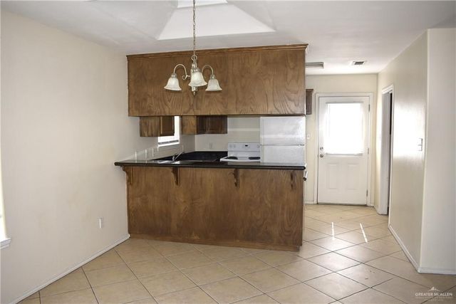 306 W Albatross Avenue, Pharr, TX 78577