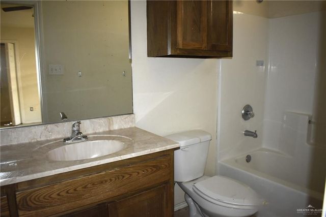 306 W Albatross Avenue, Pharr, TX 78577