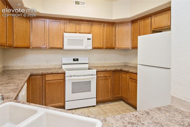 1935 Montura View 104, Colorado Springs, CO 80919