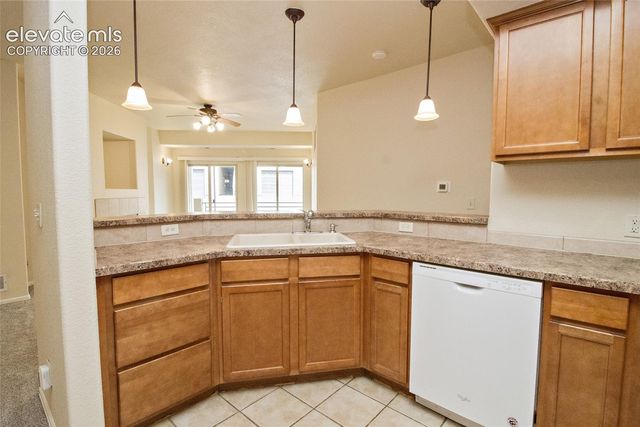 1935 Montura View 104, Colorado Springs, CO 80919
