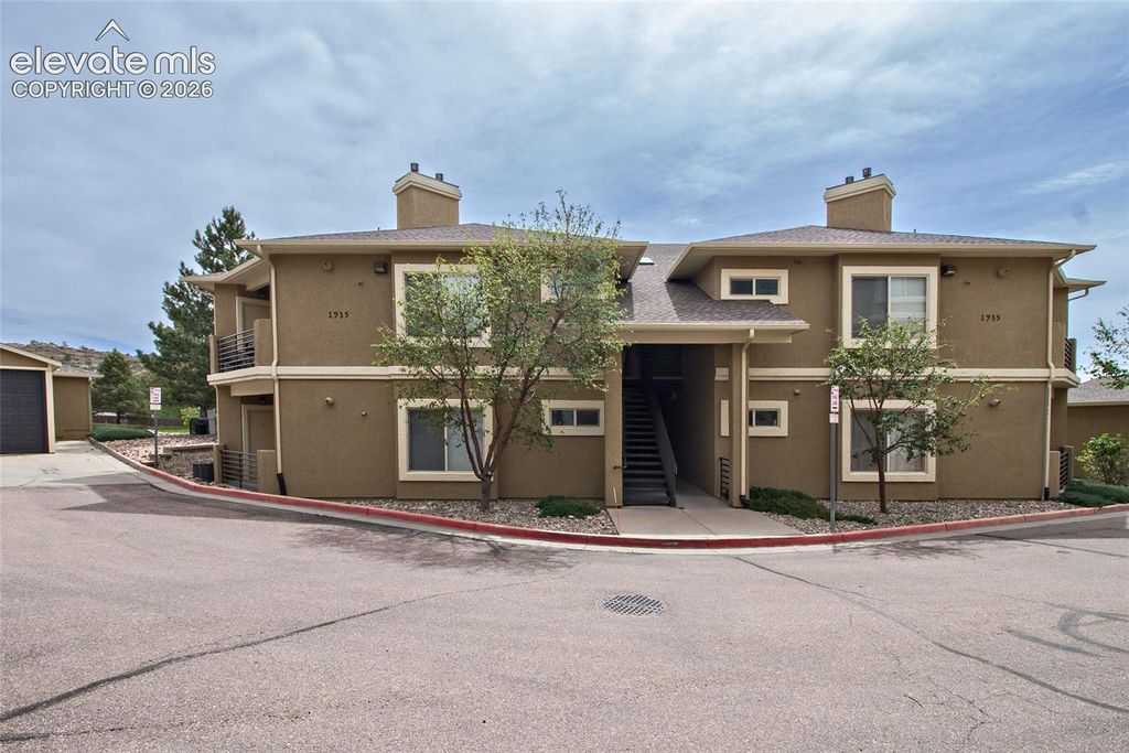1935 Montura View 104, Colorado Springs, CO 80919