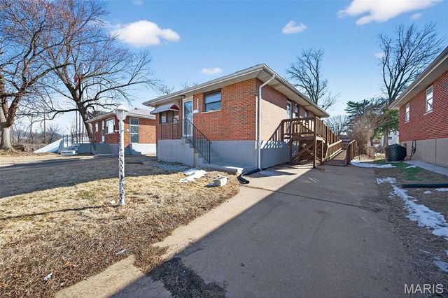 4446 Eminence Avenue, Berkeley, MO 63134