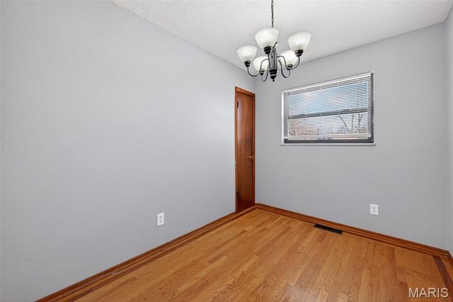 4446 Eminence Avenue, Berkeley, MO 63134