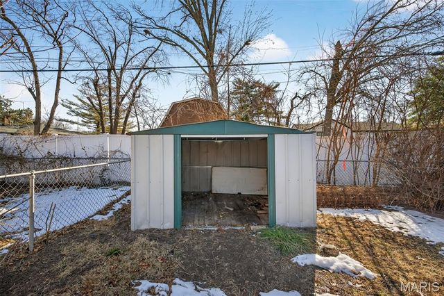 4446 Eminence Avenue, Berkeley, MO 63134