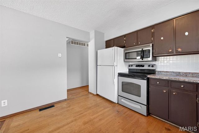 4446 Eminence Avenue, Berkeley, MO 63134