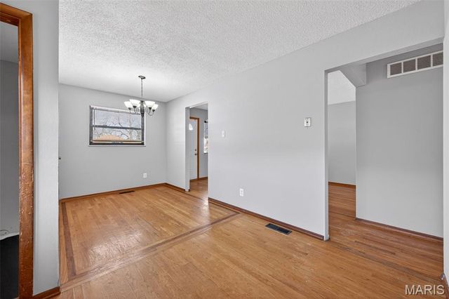 4446 Eminence Avenue, Berkeley, MO 63134