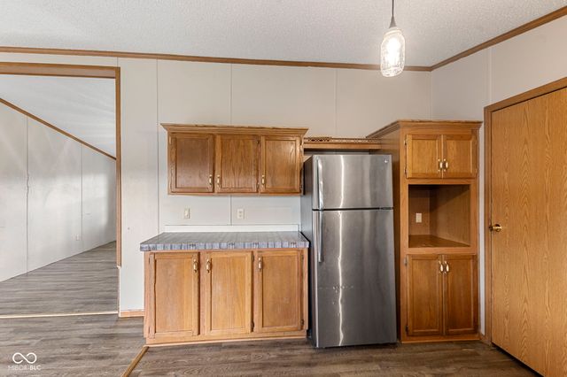 4687 Breckenridge Drive, Columbus, IN 47203