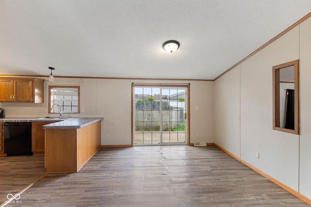 4687 Breckenridge Drive, Columbus, IN 47203