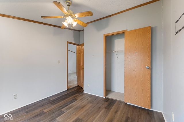 4687 Breckenridge Drive, Columbus, IN 47203