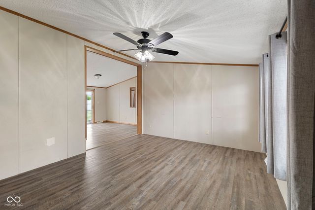 4687 Breckenridge Drive, Columbus, IN 47203
