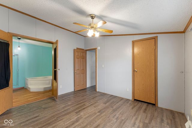 4687 Breckenridge Drive, Columbus, IN 47203