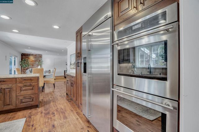 383 Princeton Ln, Danville, CA 94526