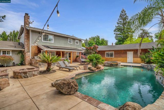 383 Princeton Ln, Danville, CA 94526