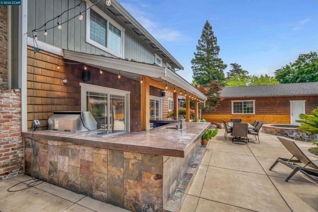 383 Princeton Ln, Danville, CA 94526