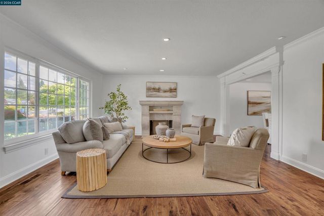 383 Princeton Ln, Danville, CA 94526