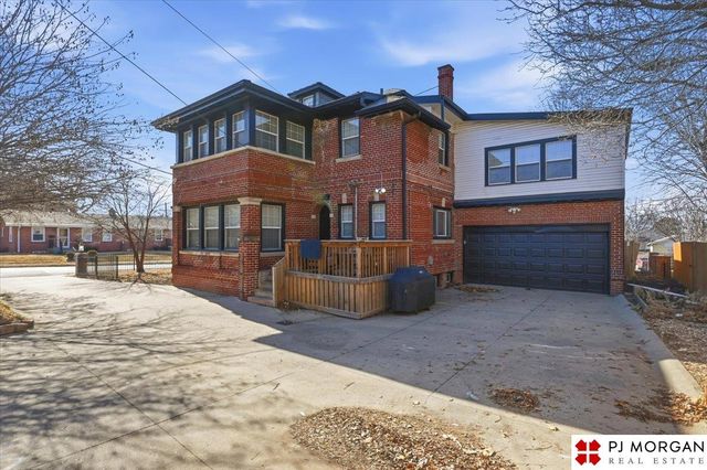 4016 Davenport Street, Omaha, NE 68131