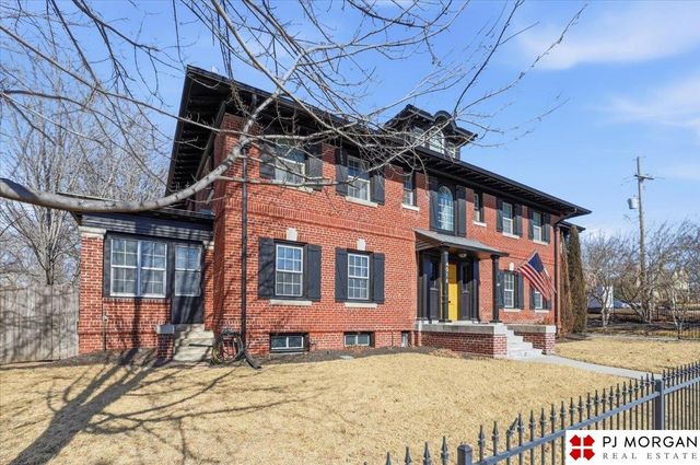 4016 Davenport Street, Omaha, NE 68131
