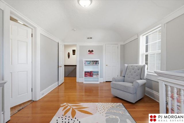 4016 Davenport Street, Omaha, NE 68131
