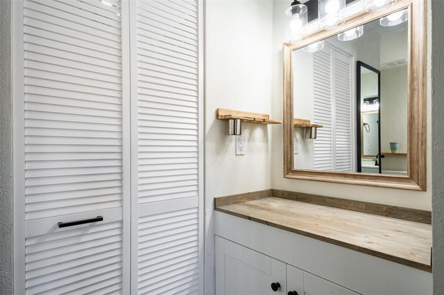 724 115TH AVENUE N 2202, St Petersburg, FL 33716