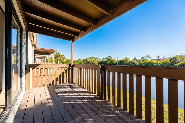 724 115TH AVENUE N 2202, St Petersburg, FL 33716