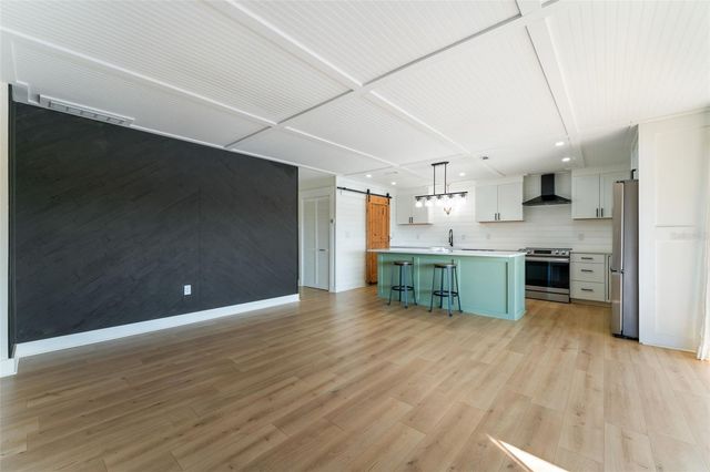 724 115TH AVENUE N 2202, St Petersburg, FL 33716