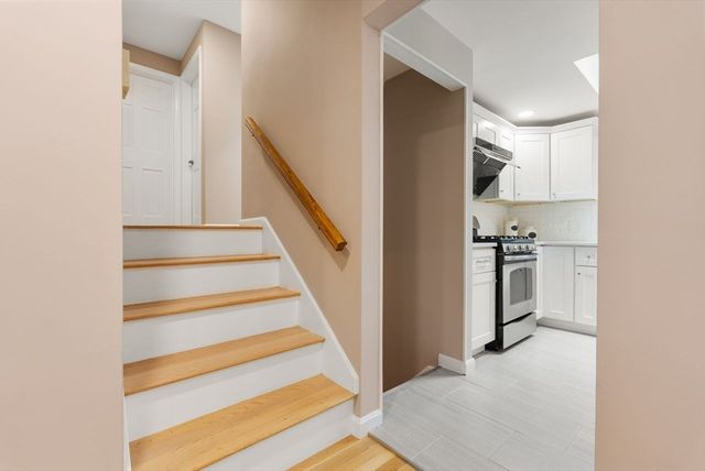 25 Meadowbrook Road, Sudbury, MA 01776