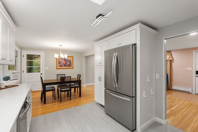 25 Meadowbrook Road, Sudbury, MA 01776