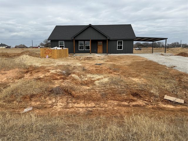 209 Altom Road, Springtown, TX 76082