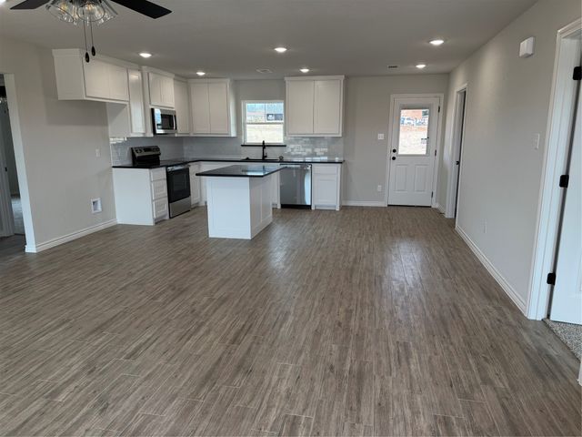 209 Altom Road, Springtown, TX 76082