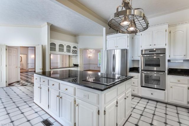 1711 Tyndall Point RD, Gloucester Point, VA 23062