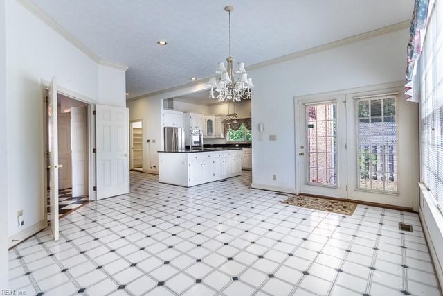 1711 Tyndall Point RD, Gloucester Point, VA 23062