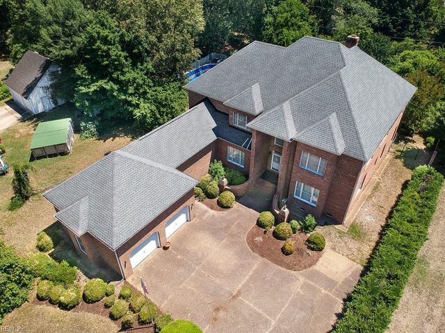 1711 Tyndall Point RD, Gloucester Point, VA 23062