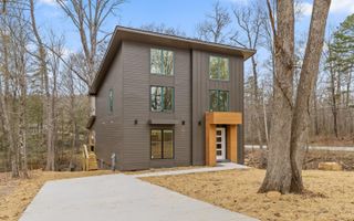 102 Sunnybrook Trail, Signal Mountain, TN 37377