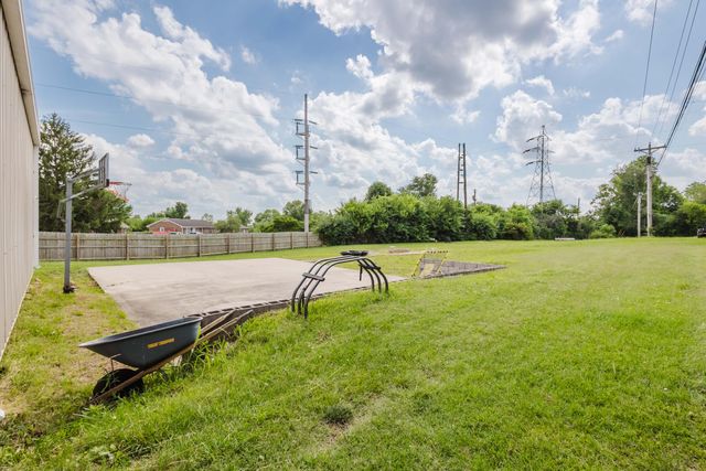 513 EDGEWOOD Drive, Nicholasville, KY 40356